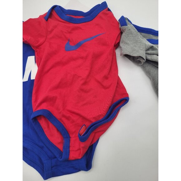 NIKE Baby 6M Set of 3 Game Royal One Piece Bodysuits Red Blue Gray Swoosh NWT - Picture 3 of 6